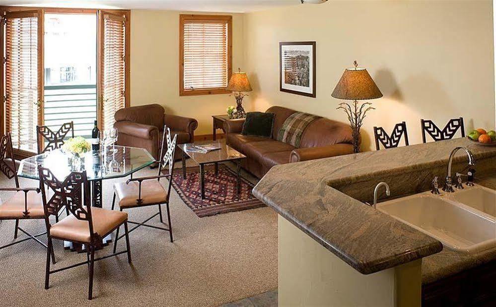 Inn At Lost Creek Telluride Room photo